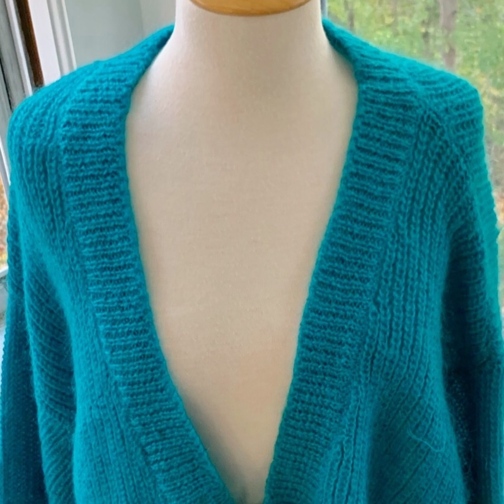 CROQUET CLUB vintage oversized mohair blend Vneck - Picture 3 of 7